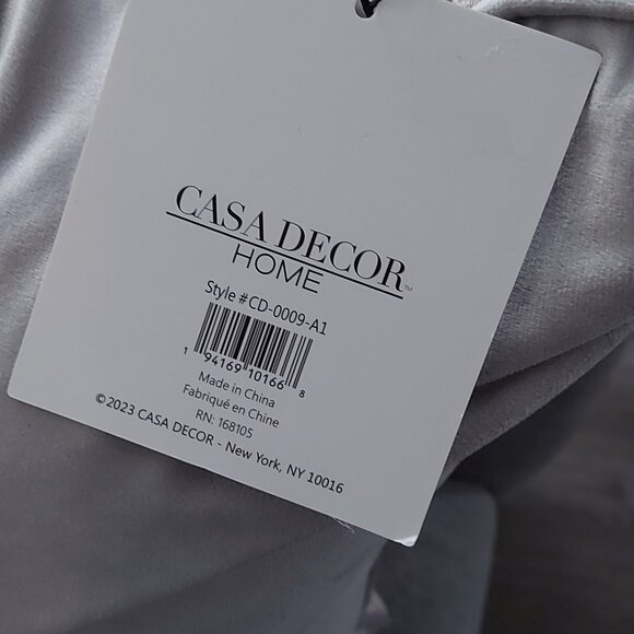 Accent Feather Pillows x 2 - Picture 6 of 7